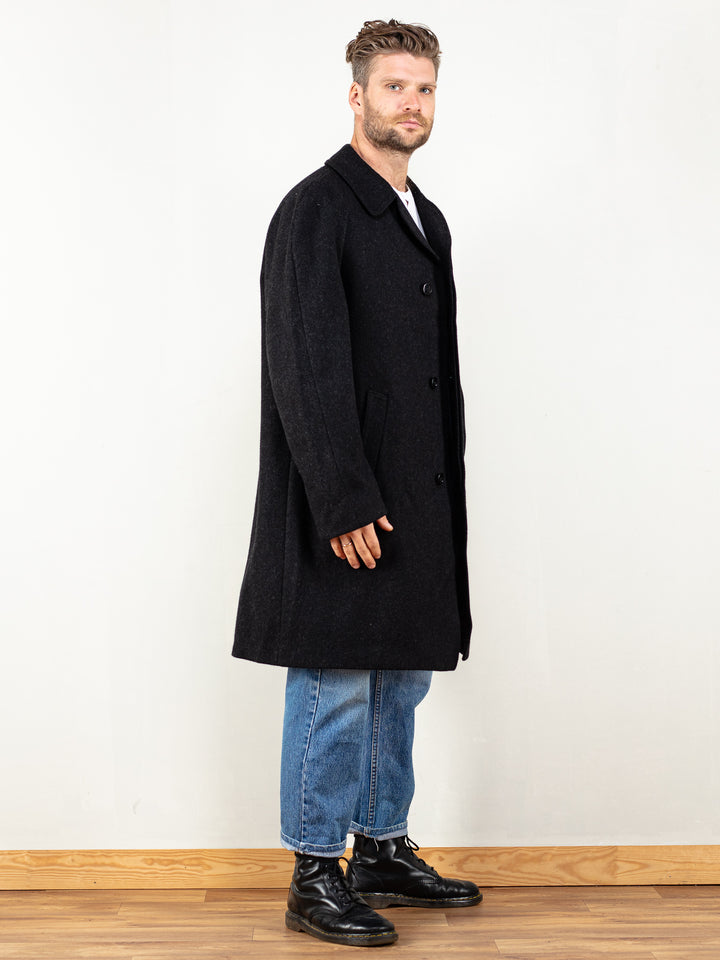 Vintage 70's Men Wool Blend Coat in Dark Grey - NorthernGrip
