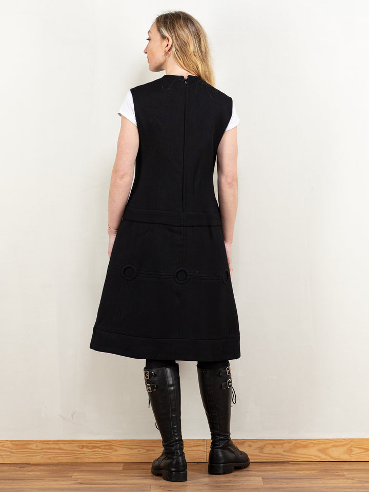 Vintage 60's Women Mod Shift Dress in Black - NorthernGrip